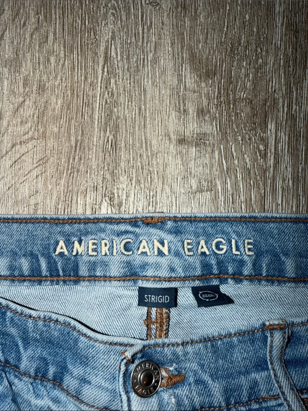 American Eagle Outfitters Light Blue Ripped Denim Bermuda Jean Shorts 12